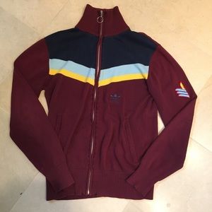 thrifted adidas sweater❣️